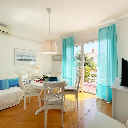 House Fras With Two Apartments Premantura Exterior photo